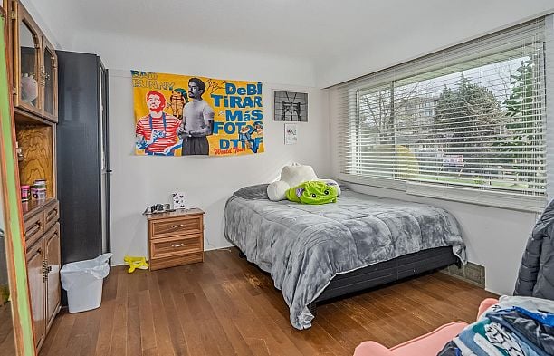 5433 Ash Street Cambie