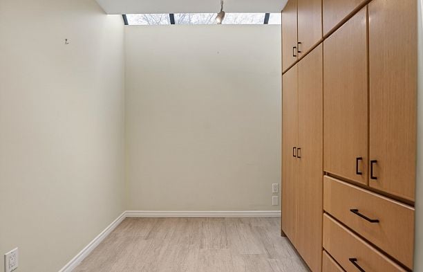 4 3301 W 16th Avenue Kitsilano