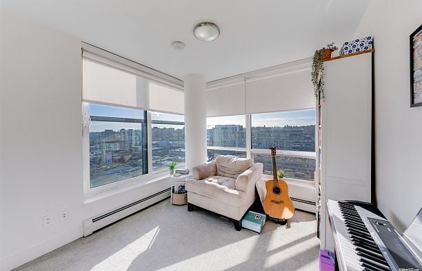 1507 1788 Columbia Street False Creek