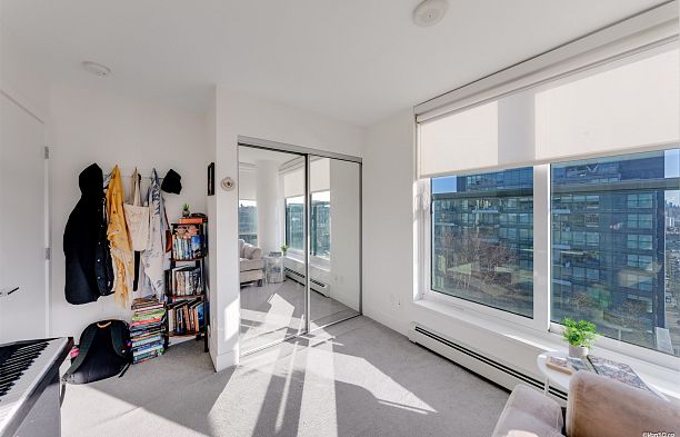 1507 1788 Columbia Street False Creek