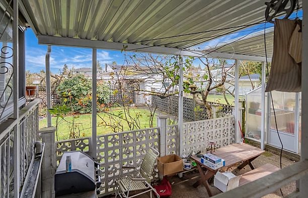 5433 Ash Street Cambie