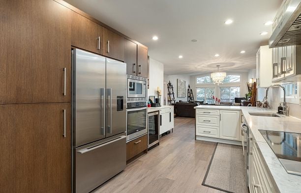 6360 Sophia Street Main