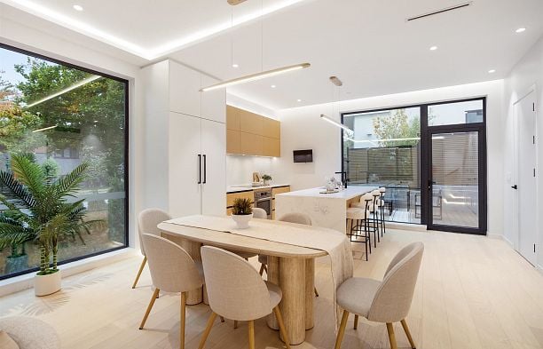 1 1595 W 66th Avenue S.W. Marine