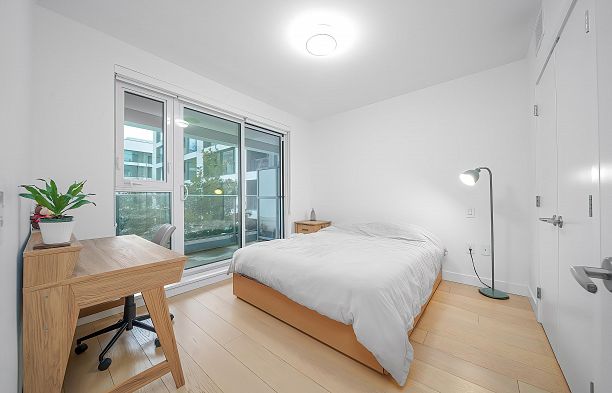 311 7228 Adera Street South Granville