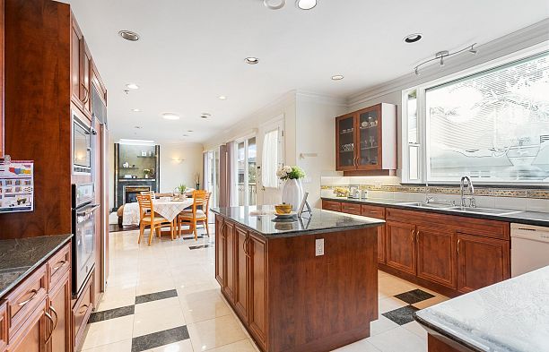 1088 W 42nd Avenue South Granville