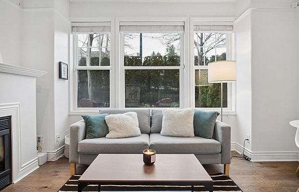 978 W 16th Avenue Cambie