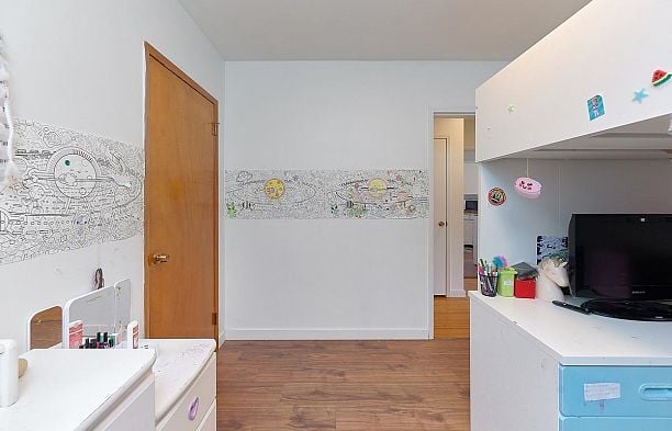 50 E 37th Avenue Main