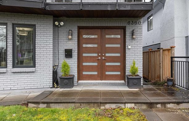 6360 Sophia Street Main