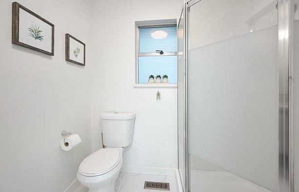 50 E 37th Avenue Main