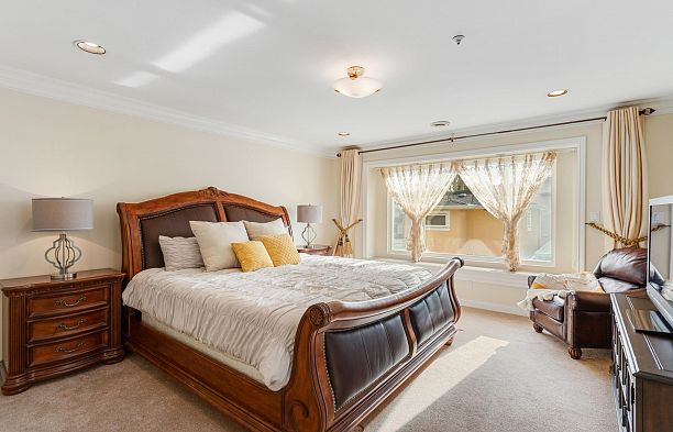 1088 W 42nd Avenue South Granville