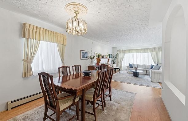 66 E 47th Avenue Main