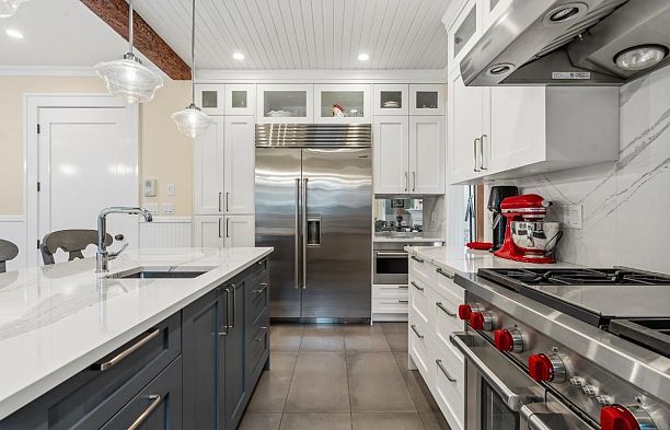 3574 East Boulevard Shaughnessy