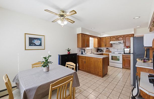 66 E 47th Avenue Main