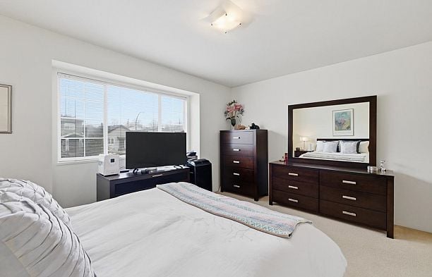 66 E 47th Avenue Main