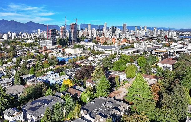 103 1963 W 3rd Avenue Kitsilano