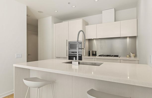 407 77 Walter Hardwick Avenue False Creek