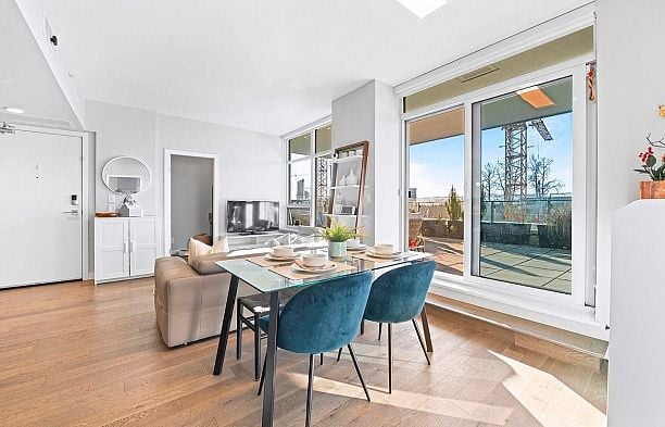 401 5033 Cambie Street Cambie