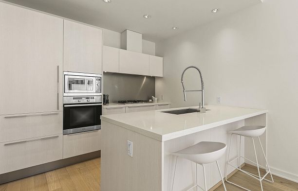 407 77 Walter Hardwick Avenue False Creek