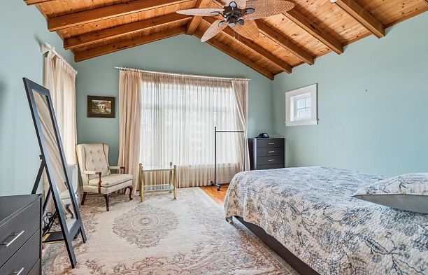 3574 East Boulevard Shaughnessy