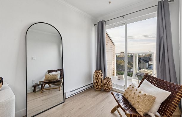 PH5 1503 W 66th Avenue S.W. Marine