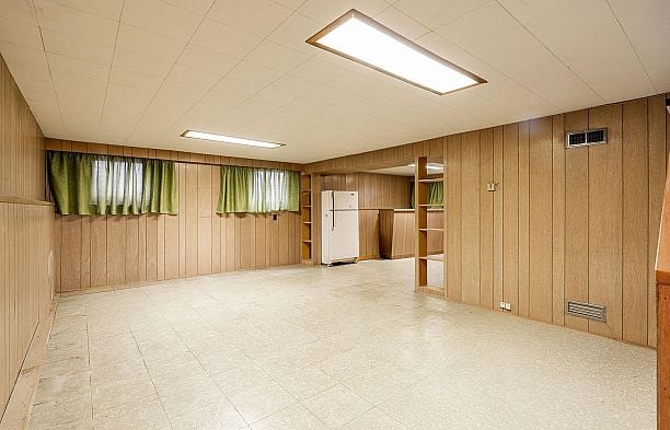 2715 W 31st Avenue MacKenzie Heights