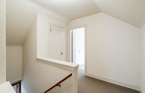 2715 W 31st Avenue MacKenzie Heights