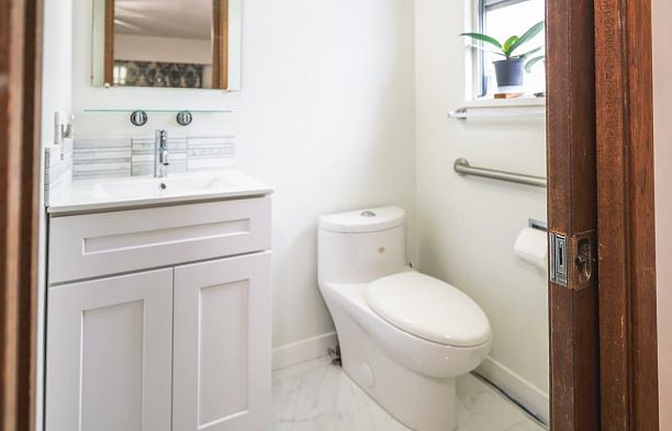 5730 Quebec Street Main