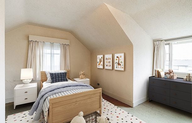 2715 W 31st Avenue MacKenzie Heights