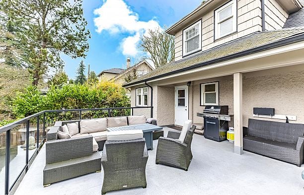 6713 Arbutus Street S.W. Marine