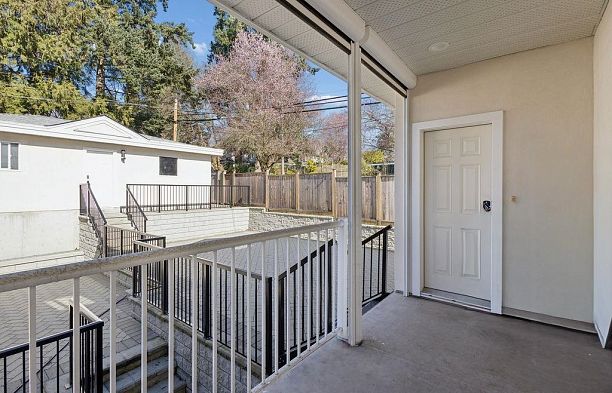 2709 W 37th Avenue MacKenzie Heights