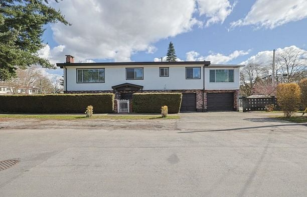 5730 Quebec Street Main