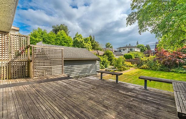 5810 Cartier Street South Granville