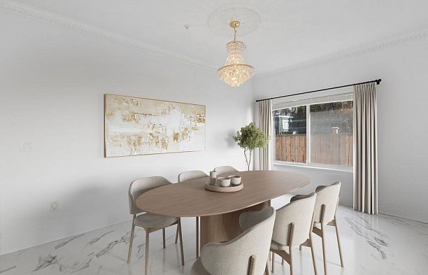 2709 W 37th Avenue MacKenzie Heights