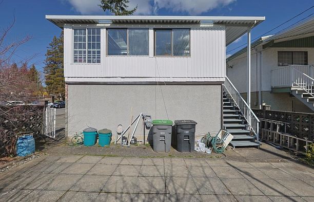 5730 Quebec Street Main