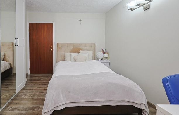 5730 Quebec Street Main