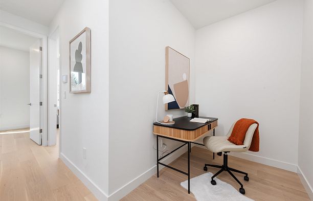 2 2750 W 19th Avenue Arbutus