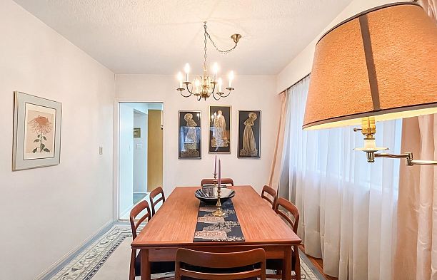 2810 W 31st Avenue MacKenzie Heights