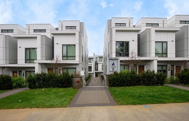 7661 Granville Street South Granville