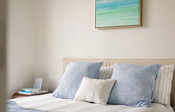 7661 Granville Street South Granville