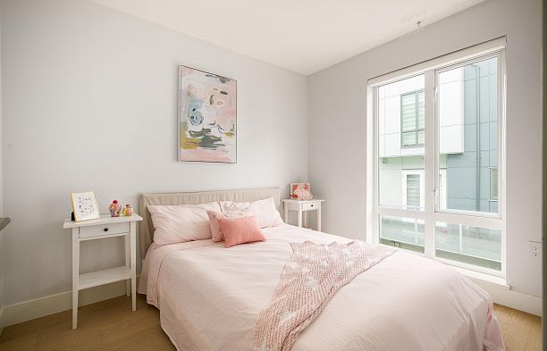 7661 Granville Street South Granville