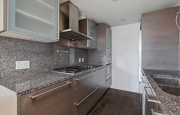 2206 1111 Alberni Street West End VW