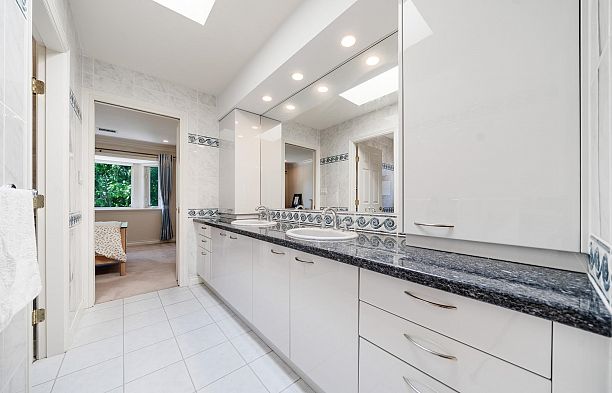 7088 Wiltshire Street South Granville