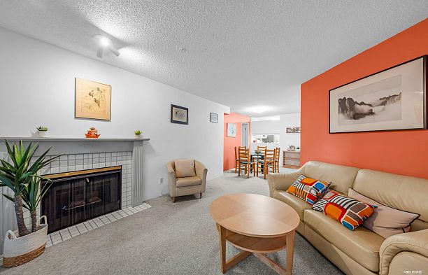 101 1924 Comox Street West End VW