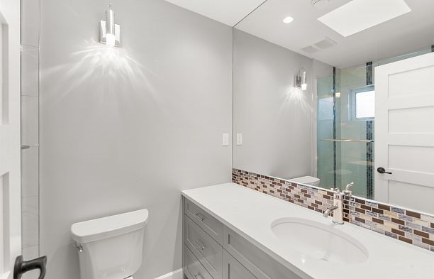 1041 W 58th Avenue South Granville