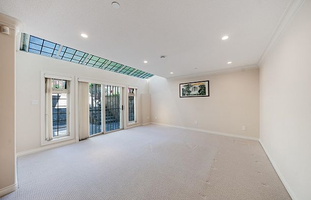 7088 Wiltshire Street South Granville