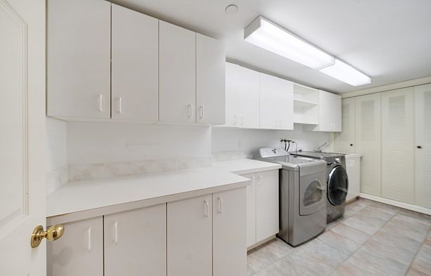 7088 Wiltshire Street South Granville