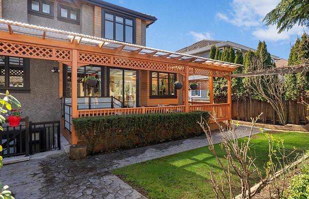 1041 W 58th Avenue South Granville