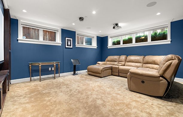 1041 W 58th Avenue South Granville