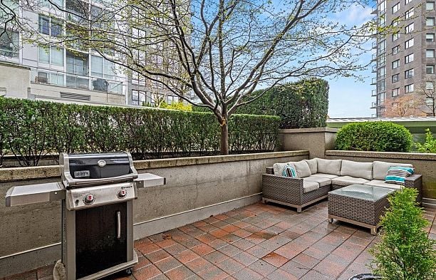 101 550 Pacific Street Yaletown