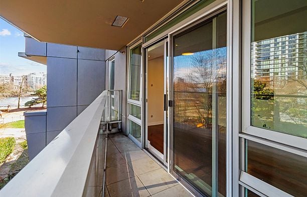 306 980 Cooperage Way Yaletown